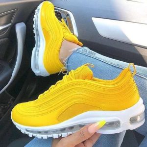 Sneakers Dam